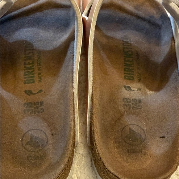 Birkenstock Arizona Two-Strap Sandals in Vegan Ombre Purple Fog/Apricot - size 7 - Picture 4 of 15